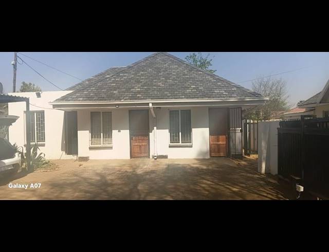 1 BEDROOM PROPERTY TO RENT IN IRENE PARK